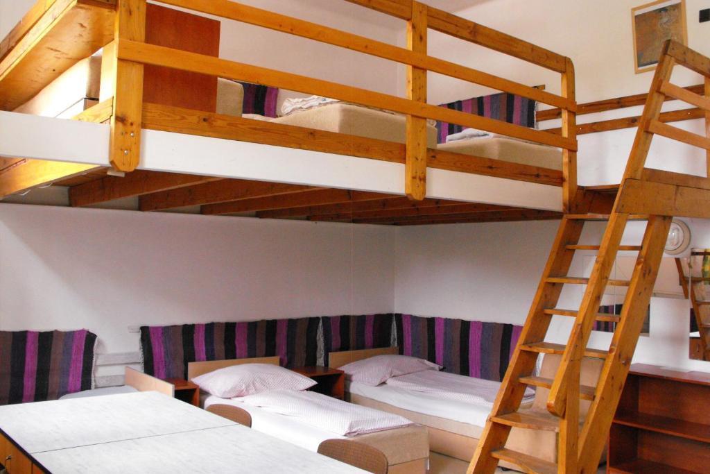 Season Hostel 2 Budapest Rum bild